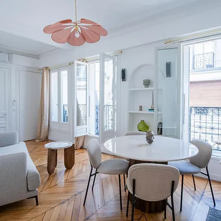 Appartamento Le Trocadero - 5 Minutes A Pied De La Tour Eiffel - Place Trocadero - 5 Personnes - Cadre Exceptionnel - Entierement Climatise *